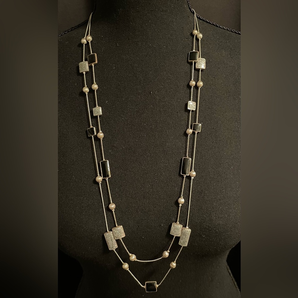 beautiful layered necklace